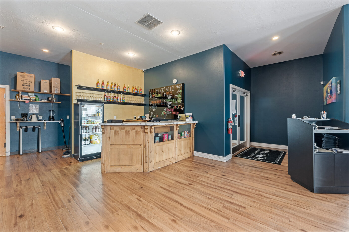 Service counter area